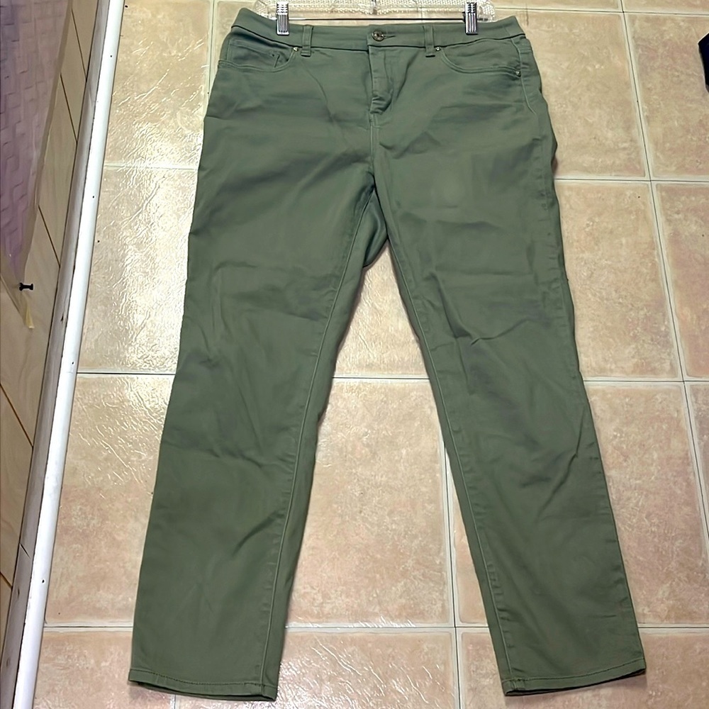 Chicos size one olive green, so slimming girlfriend, ankle pants, women’…